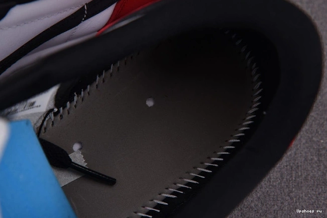 553560-116 (GS) 1 Low Jordan Black Toe 1027